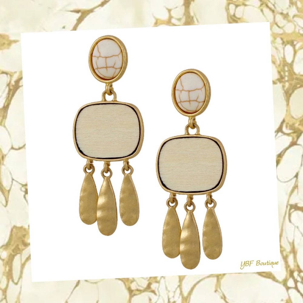 New Antique Gold & Ivory Wood Drop Post Statement Fashion Earrings